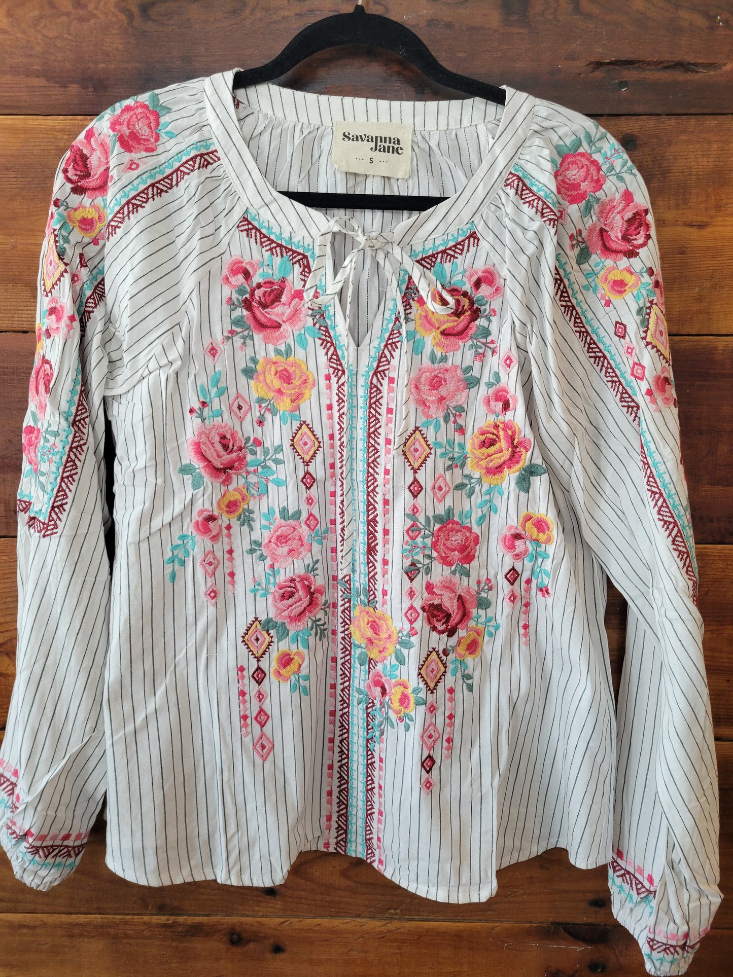 SJ Ivory Charcoal Top