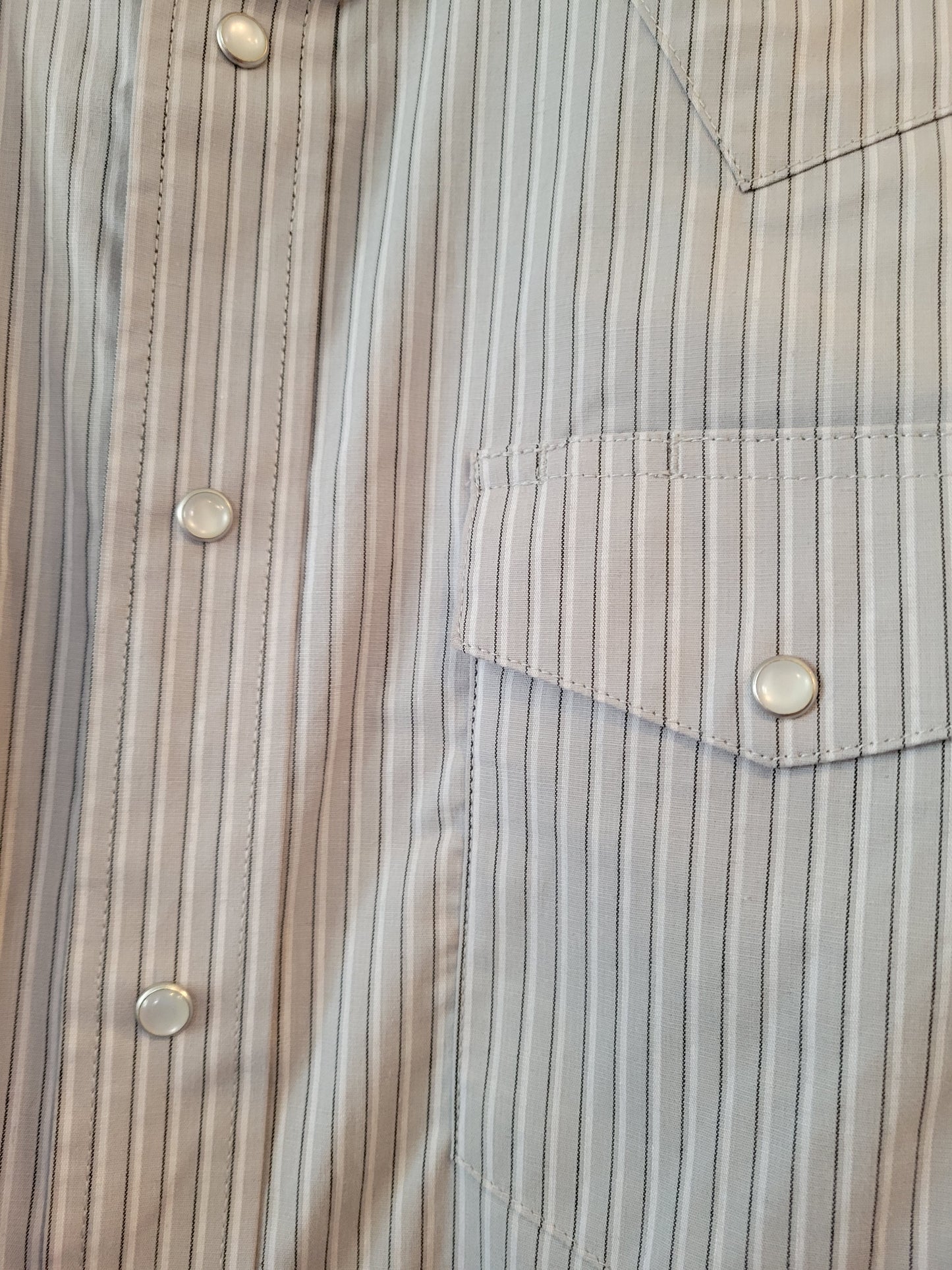 Wrangler Wrinkle Resistant Snap