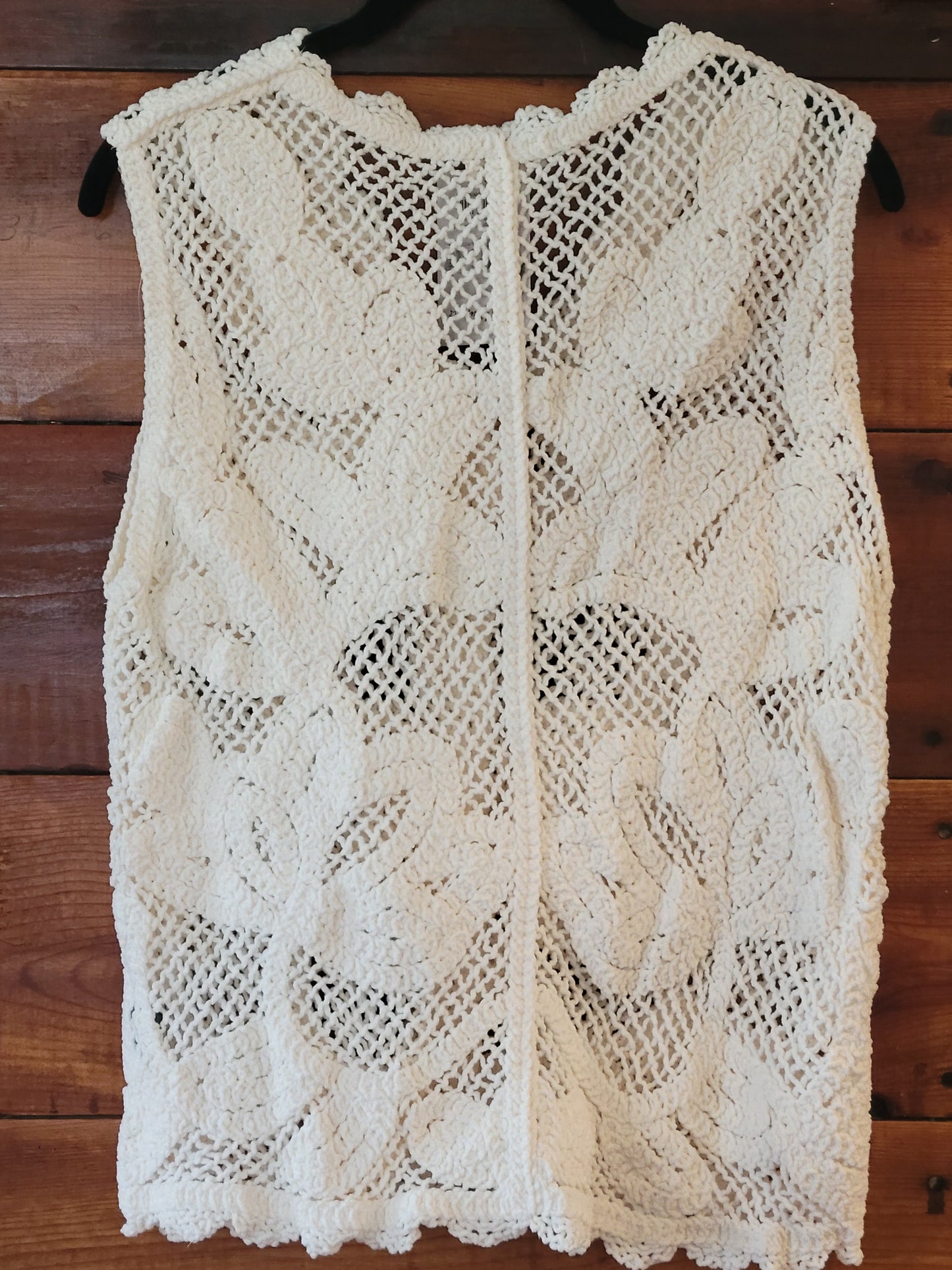 Button Cream Vest