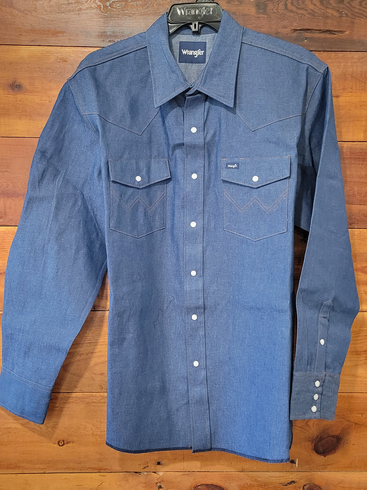Cowboy Cut Denim LS Shirt