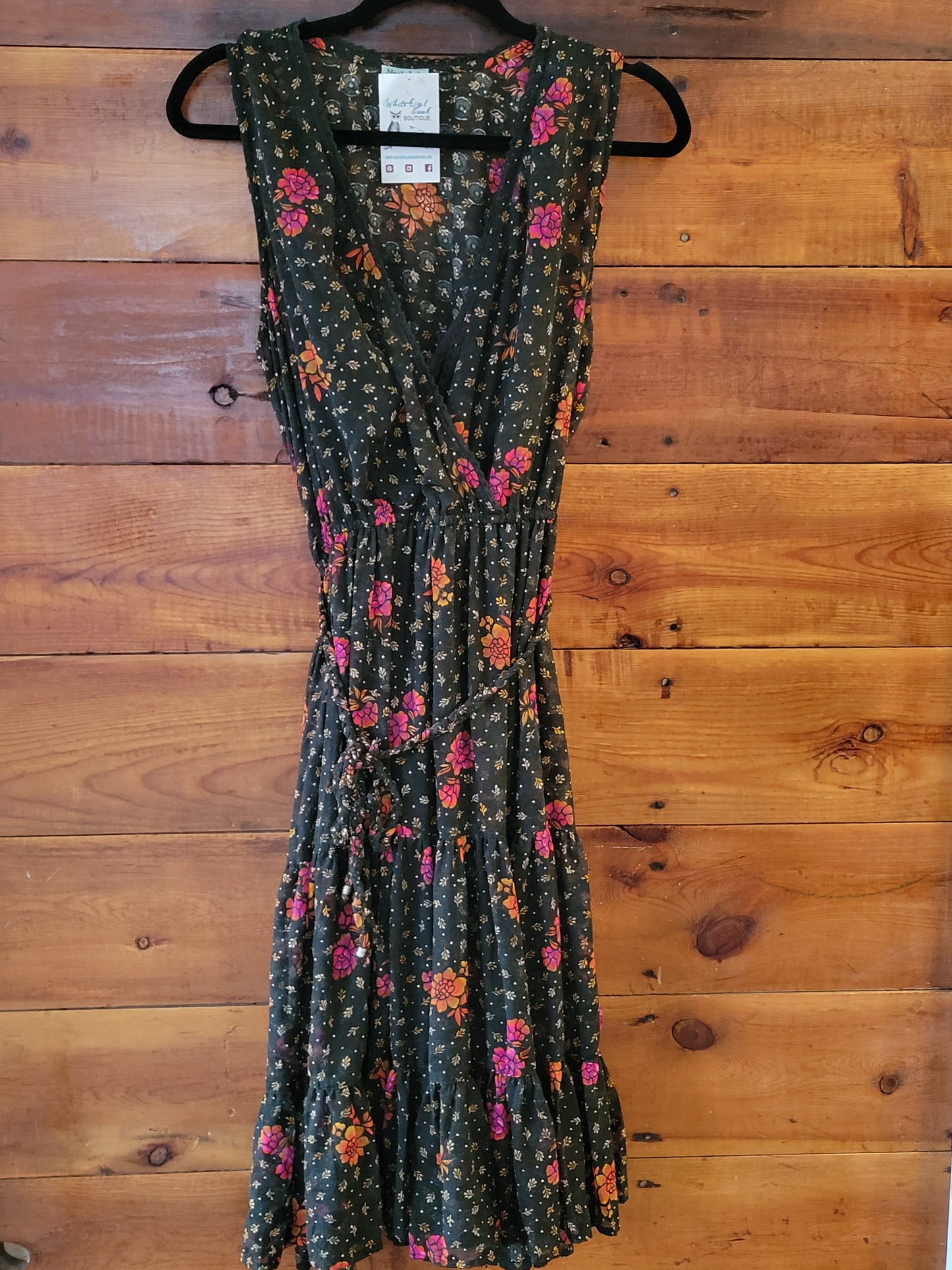 Green Sleeveless Dress