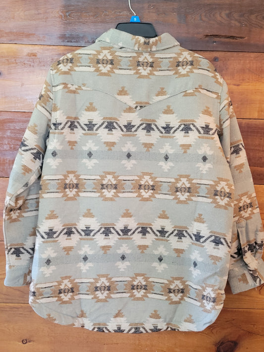 Wrangler Retro® Quilt Lined Jacquard Shacket