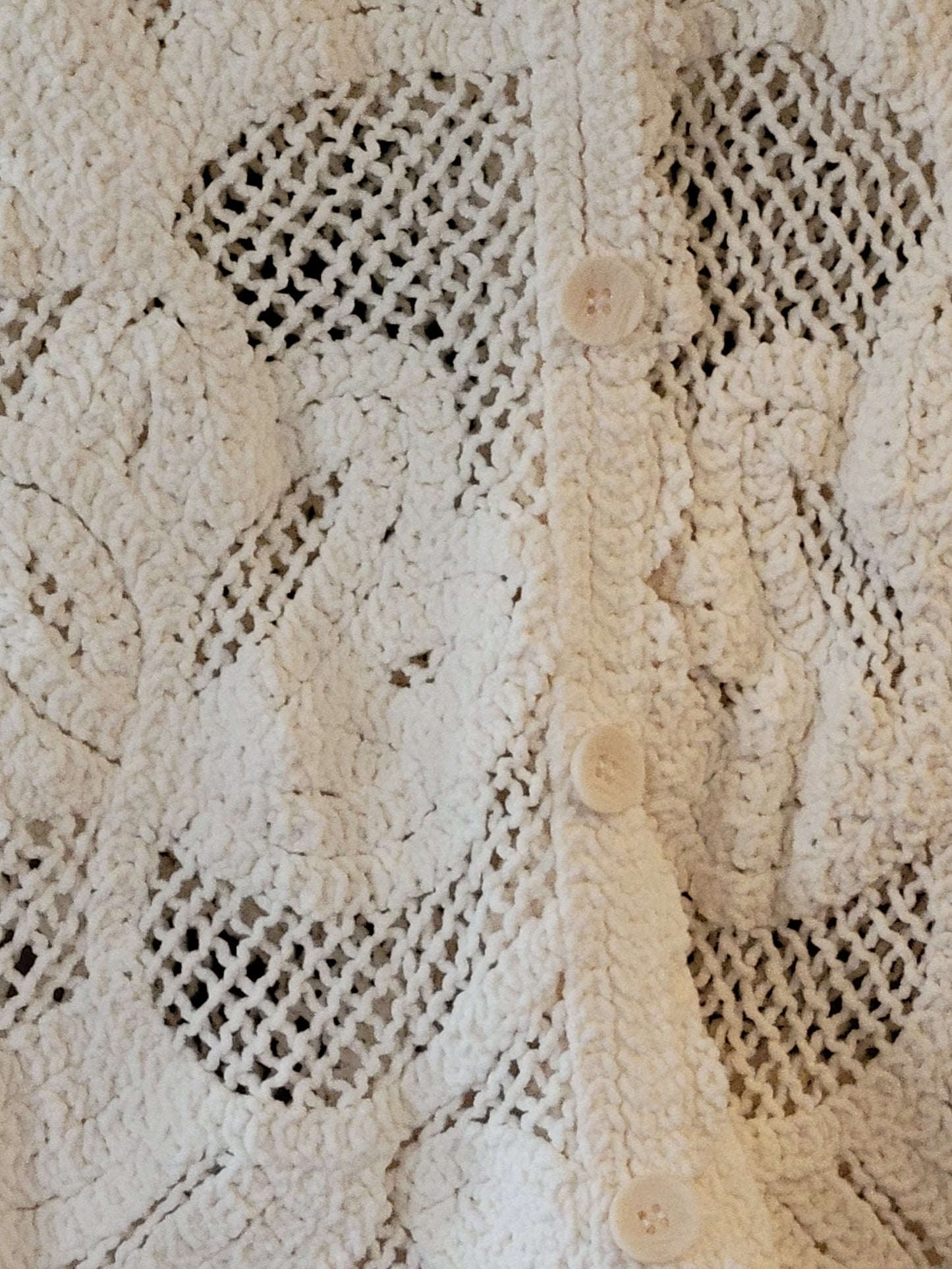 Button Cream Vest