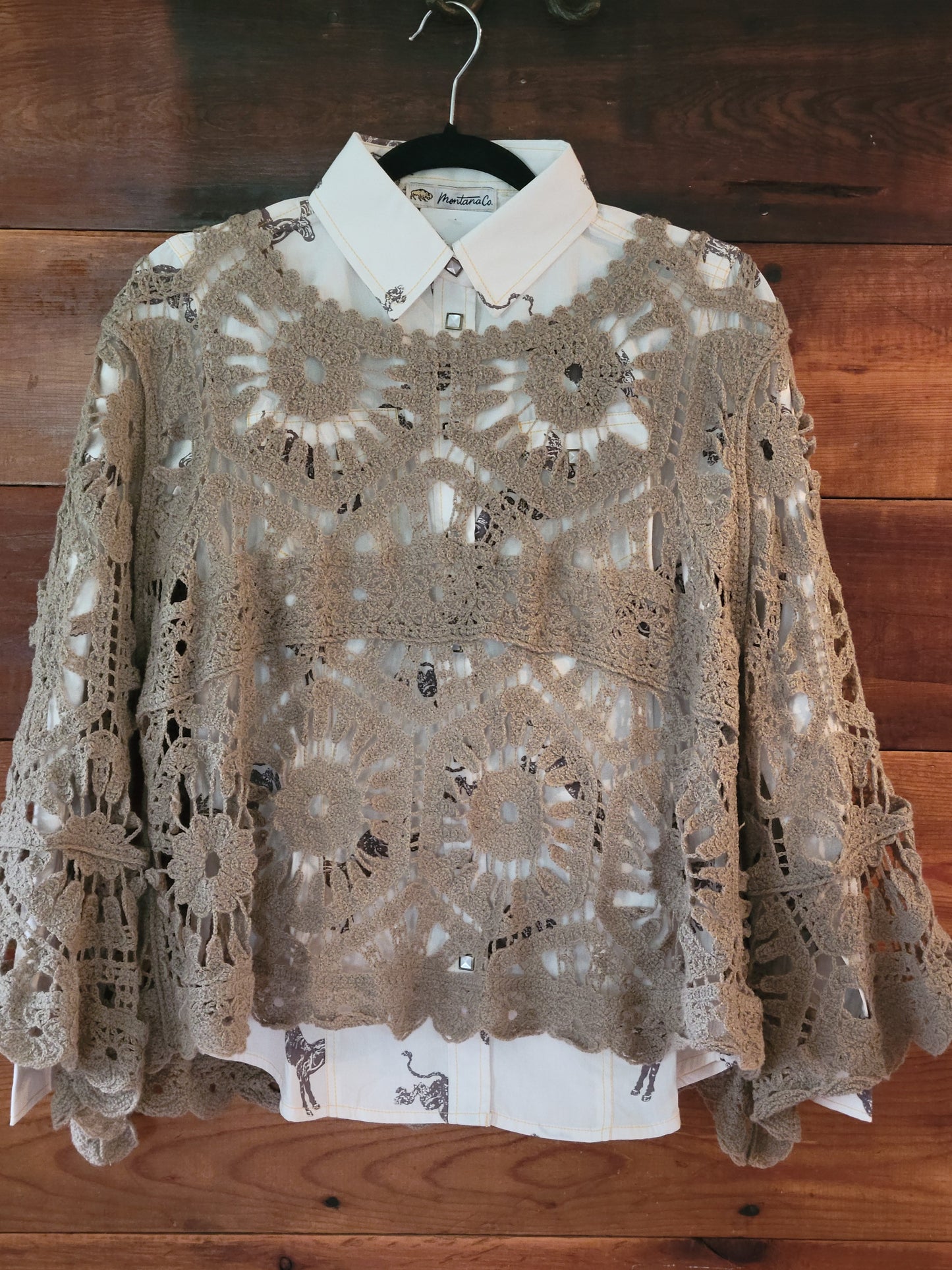 Donkey Snap Top