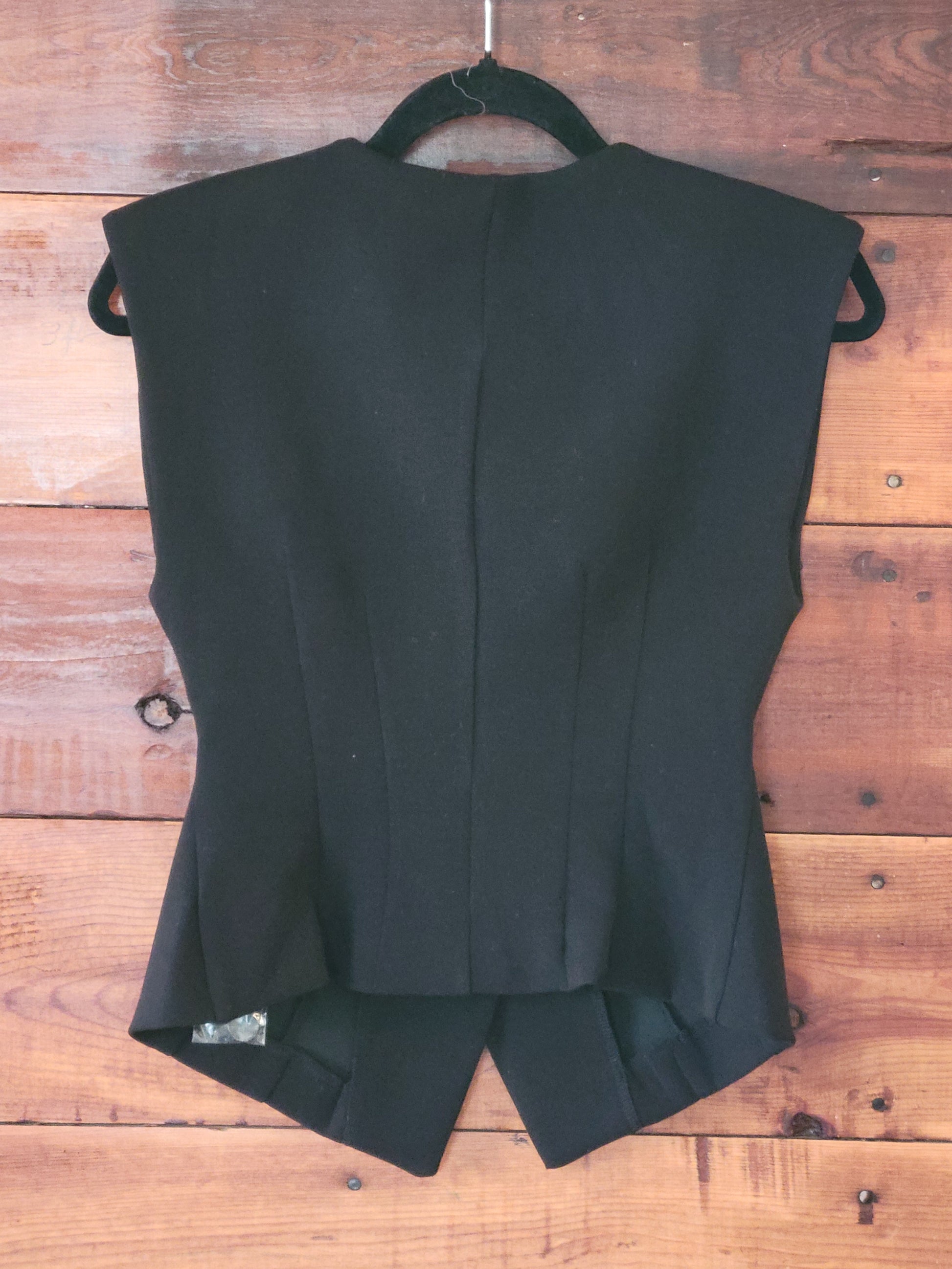 Black Tailered Sleeveless Vest - White Owl Creek Boutique