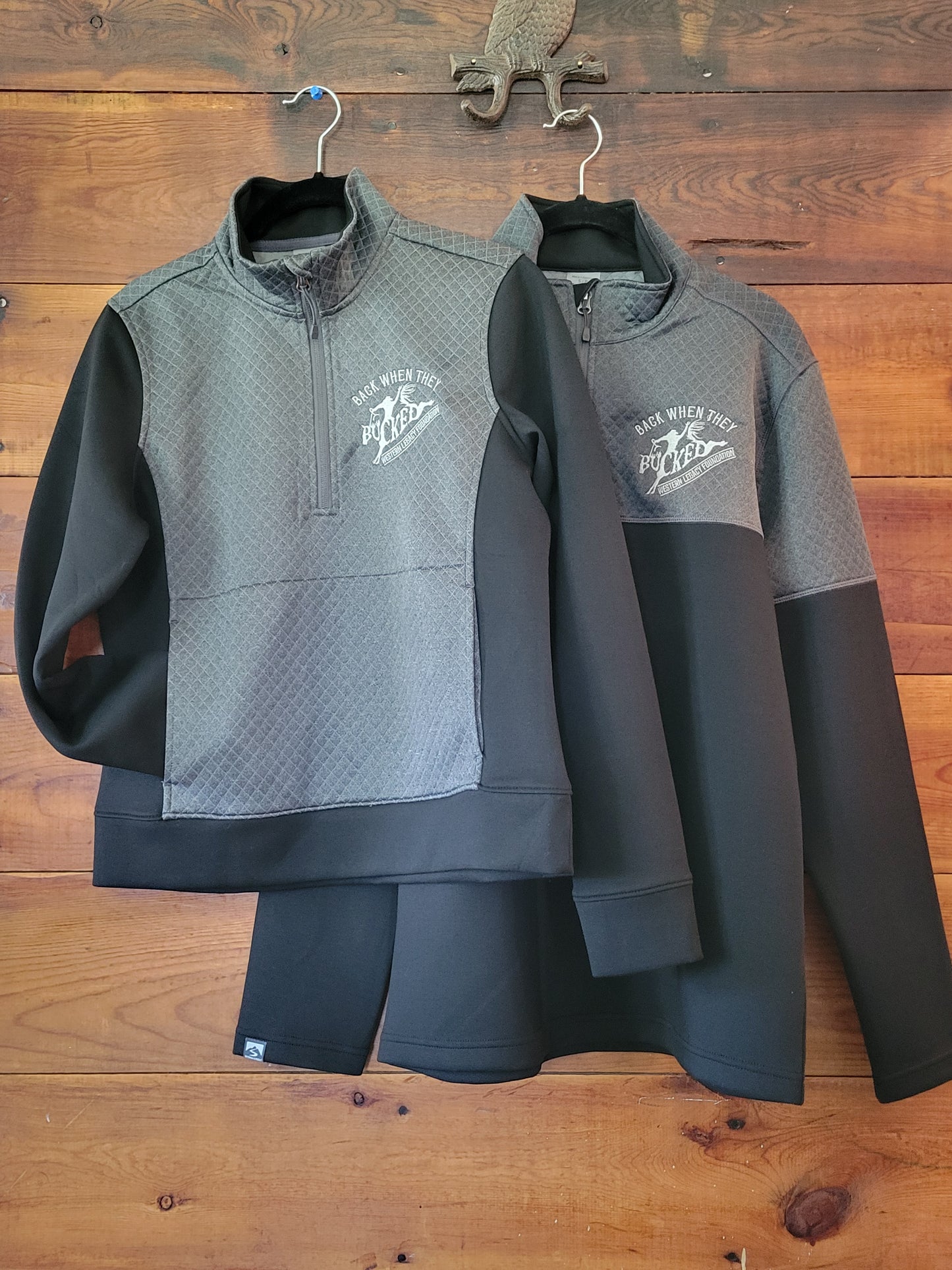 BWTB Black Hills 1/4 Zip Silver