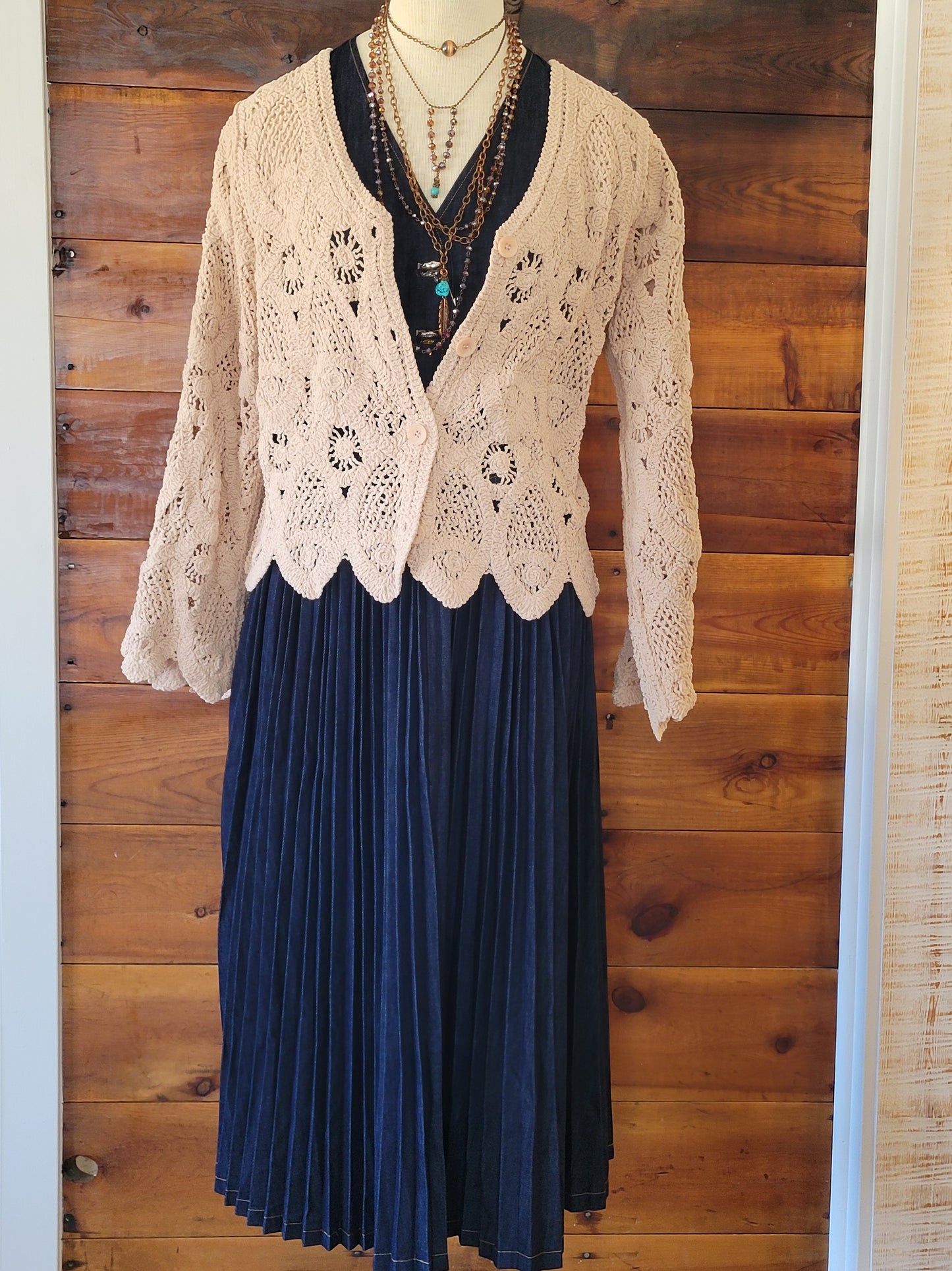 Soft Scallop Crochet - White Owl Creek Boutique