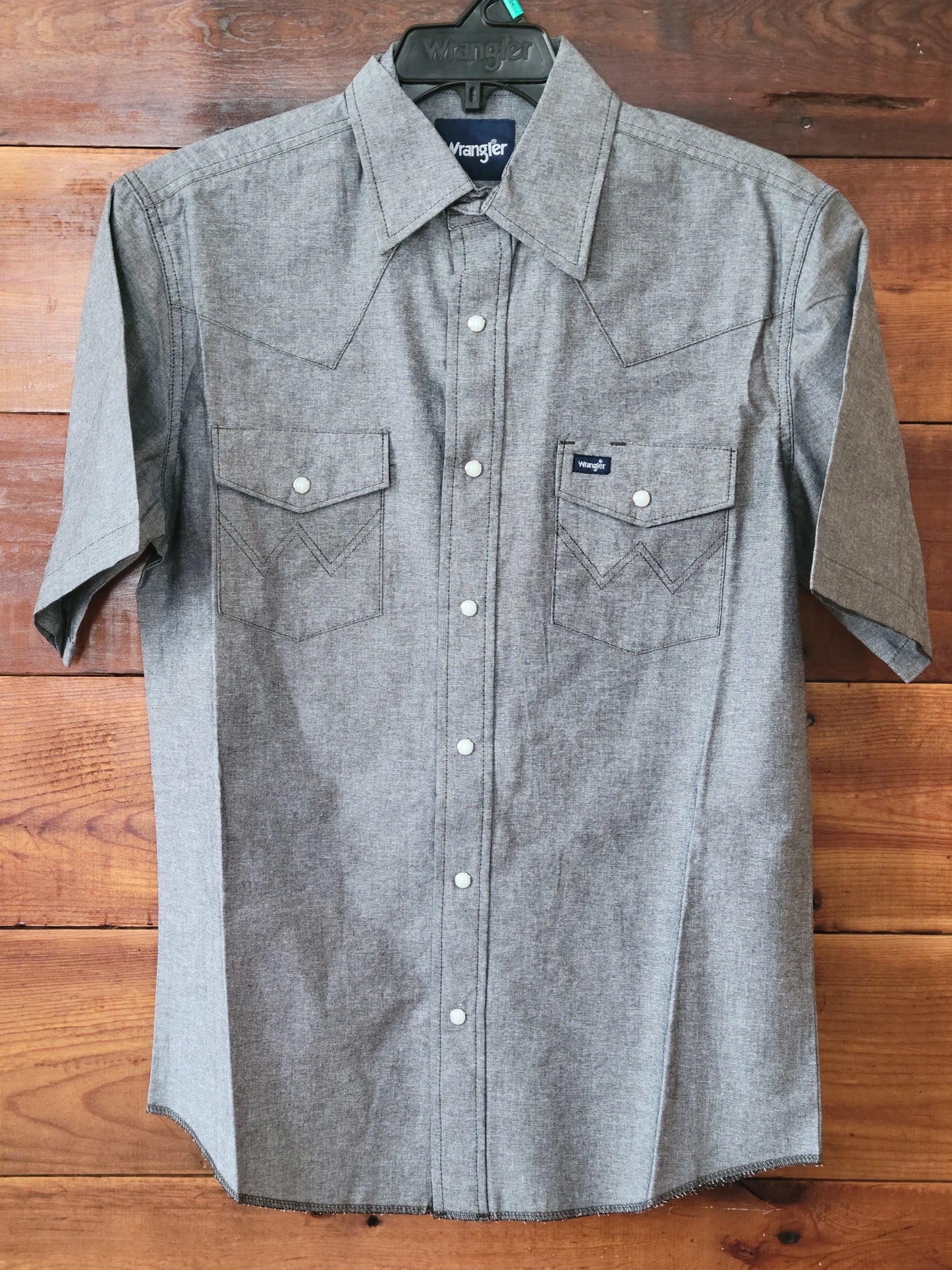 Wrangler® Western Chambray Short Sleeve Workshirt - White Owl Creek Boutique