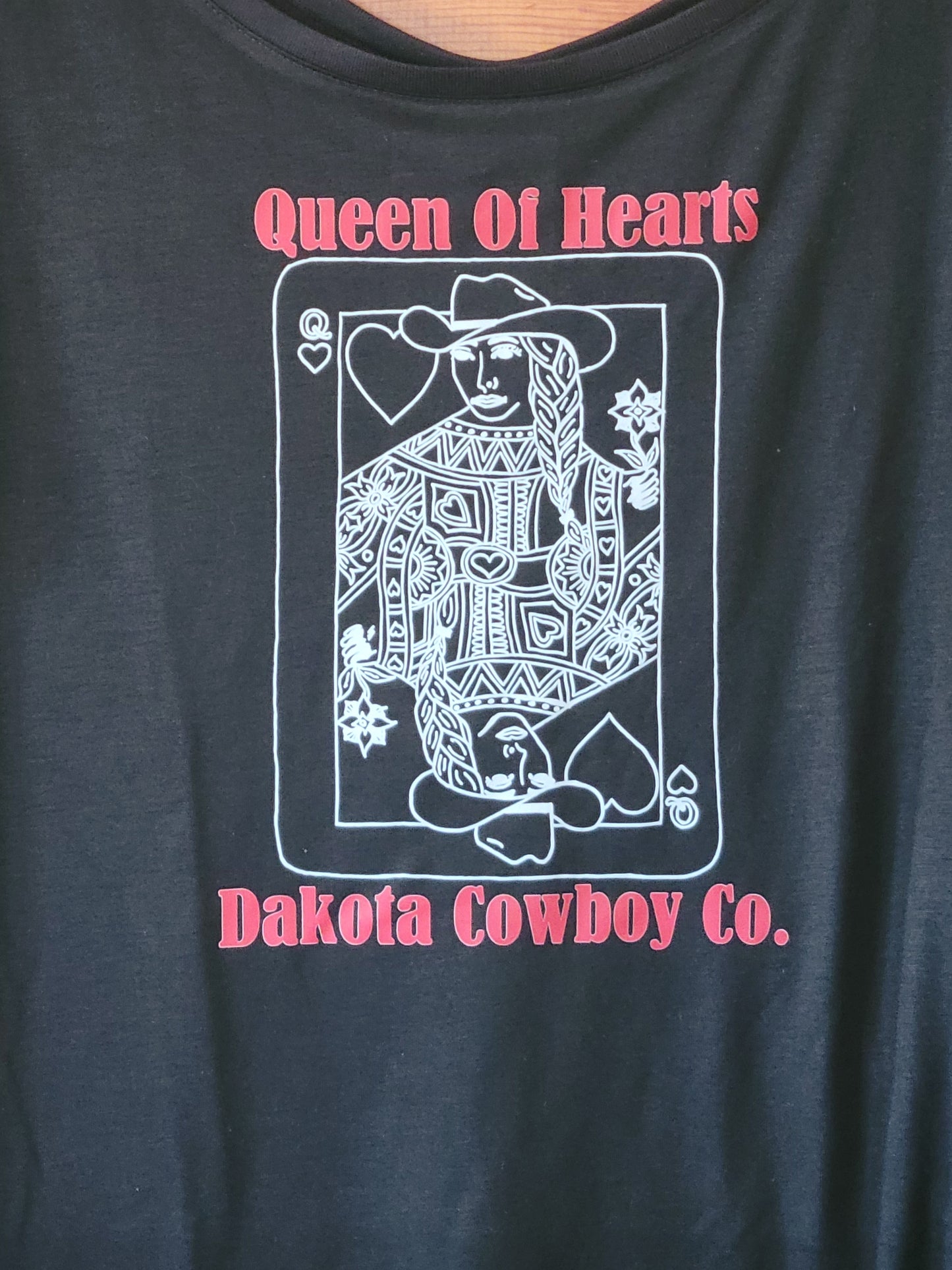 Queen of Hearts Relaxed T - White Owl Creek Boutique